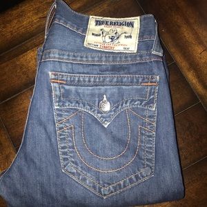 True Religion straight leg jeans 31x32waist- EUC